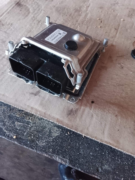 Блок управління УАЗ Hunter  2000 