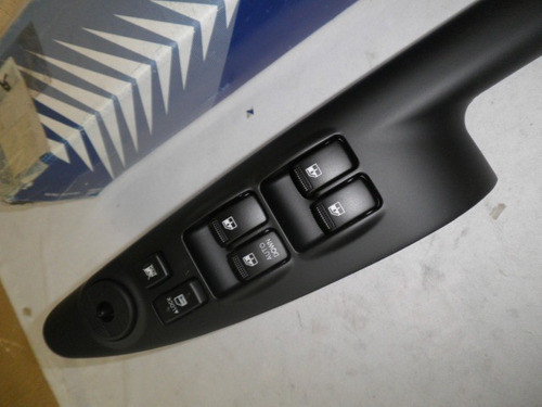 Блок управления стеклоподъемниками Hyundai Tucson  2011 2.0 Бензин Одесса