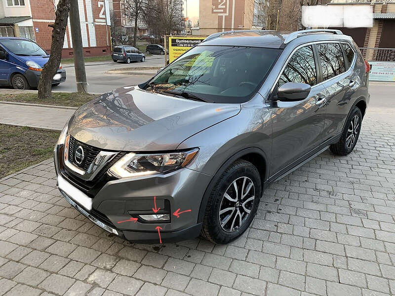 Туманка переднего бампера левая Nissan Rogue  2019 2.5 Бензин 