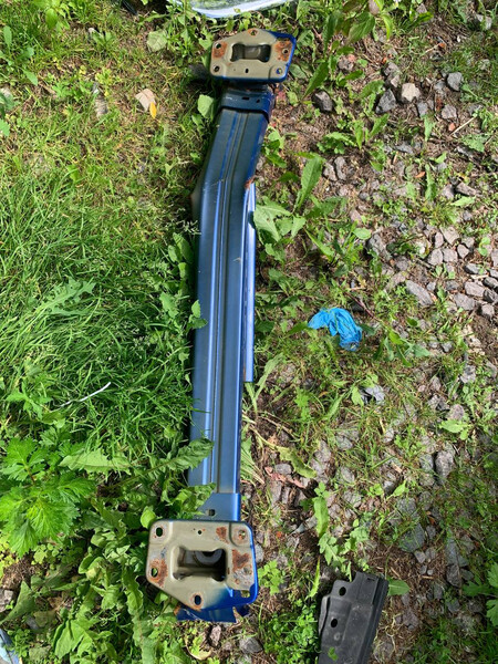 Підсилювач бампера Honda FIT  2018 хетчбек 1.5 Бензин 