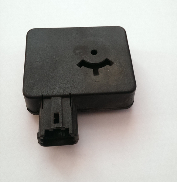 Звуковой сигнал интелкея Nissan Qashqai  2007 хэтчбек 2.0 Бензин Киев