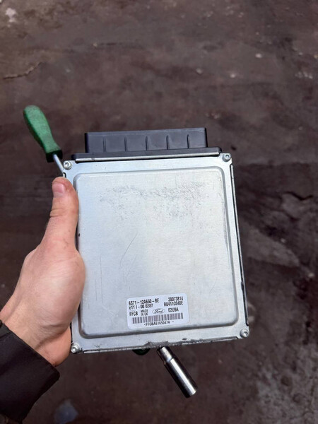 Електронний блок керування двигуном 6S71-12A650-BE   Ford Mondeo