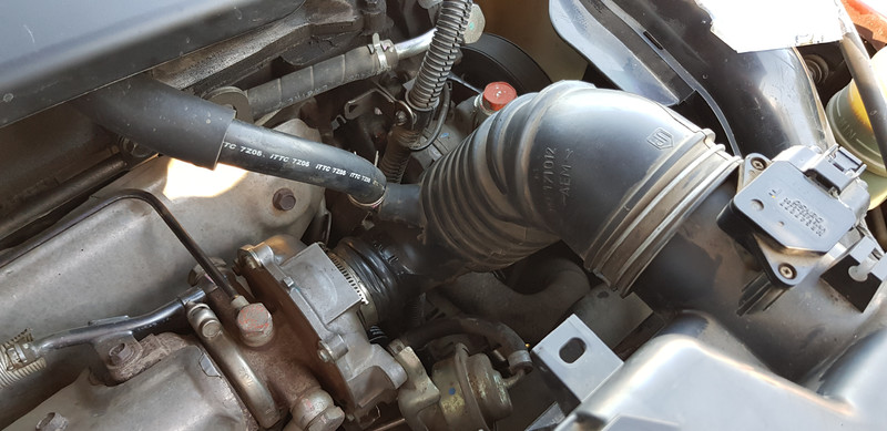 Патрубок турбины Mitsubishi L 200  2008 2.5 Дизель Николаев