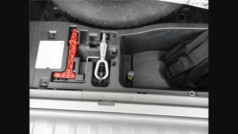 Полка багажника и крышка над акб BMW X6  2008 3.0 Бензин 