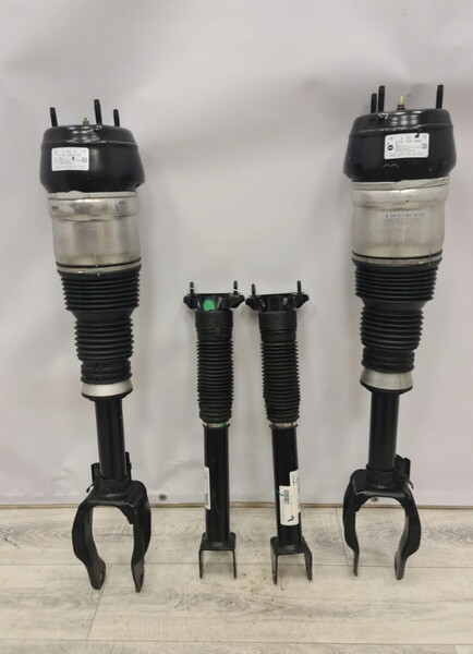 Пневмостойка правая перед неактивная Mercedes-Benz GLS-Class  2018 4.7 Бензин Харьков