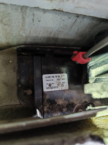 Замок ляди Mercedes-Benz Vito  2010 