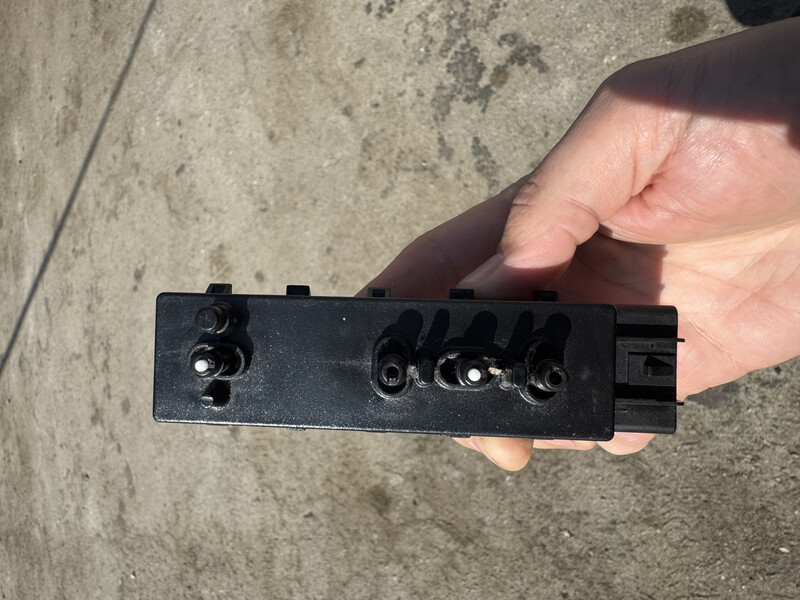 Блок керування сидінням Mitsubishi Outlander 3  2013 2.0 Бензин 