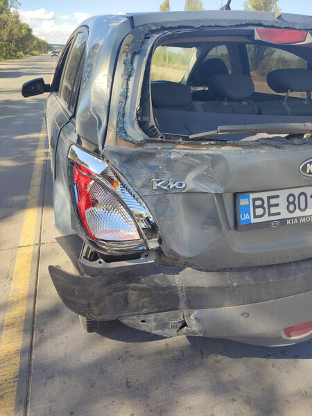 Задний бампер Kia Rio 2  2009 хэтчбек 1.4 Бензин Николаев