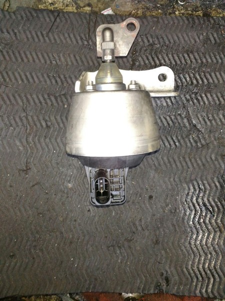 Вакуумный электроклапан турбины Volkswagen Crafter  2011 2.5 Дизель Дніпро