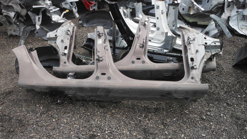 Правий порог Renault Grand Scenic 3  2012 1.5 Дизель 