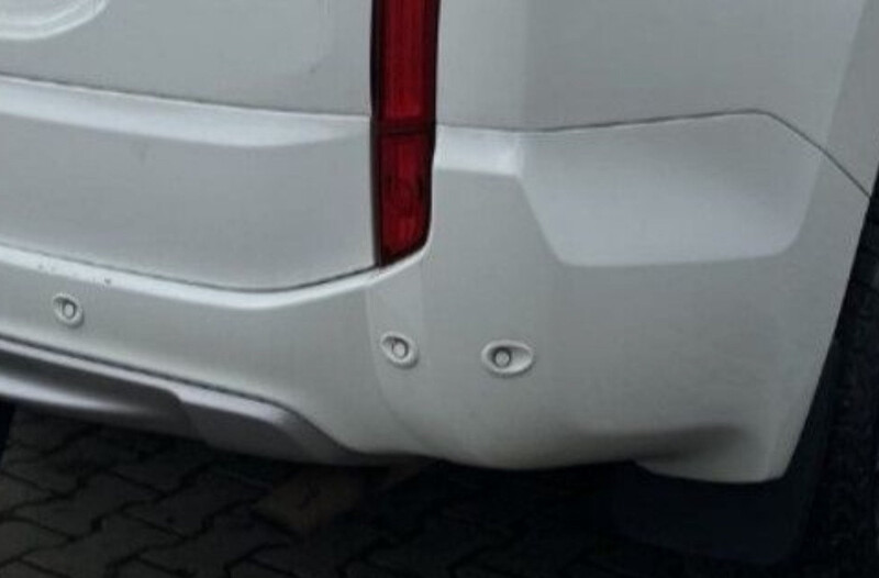 Два задний парктроника Mitsubishi Pajero Sport 2018 г.  2.5 л дизель Киев