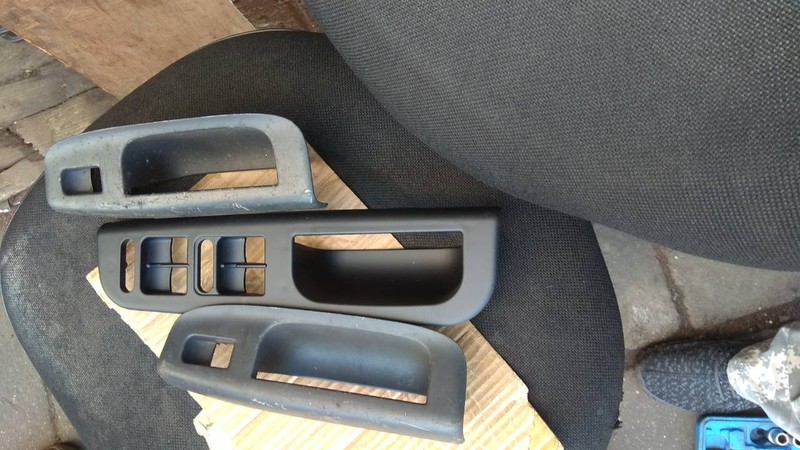 Обліцовки кнопок і кнопки склопідйомника Volkswagen Sharan  2002 1.9 Дизель Львов