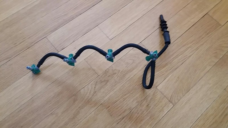 Трубка на обратку Peugeot Partner  2011 універсал 1.6 Бензин 