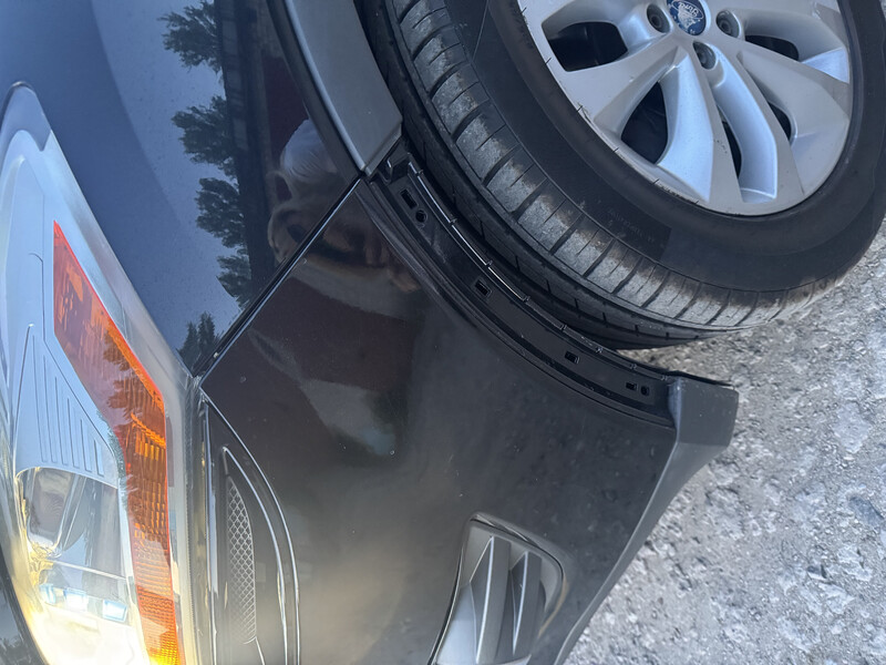 Рант Ford Kuga  2010 хетчбек 2.5 Бензин 