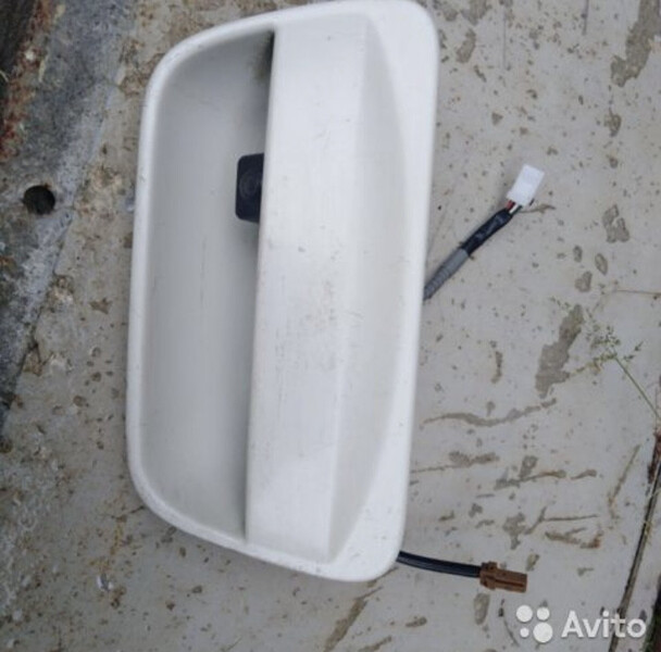 Ручка багажника с/под камеру Nissan Tiida C11  2008 хетчбек 1.6 Бензин 