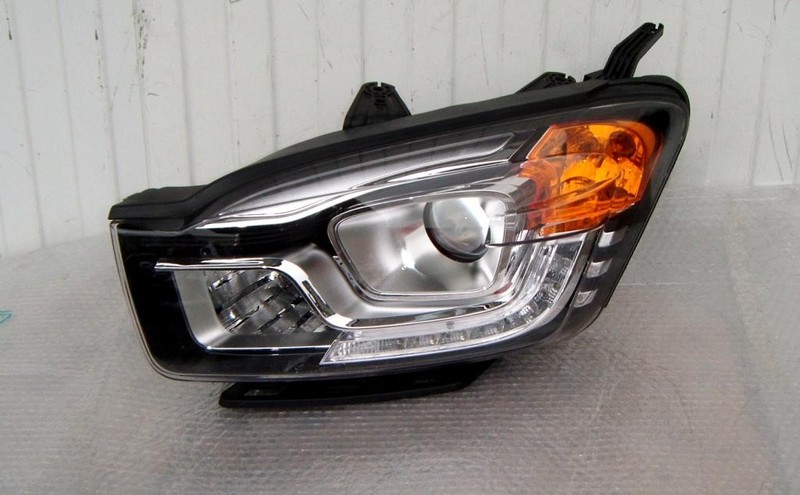 Фара ліва SSangYong Korando  2014 2.0 Дизель 