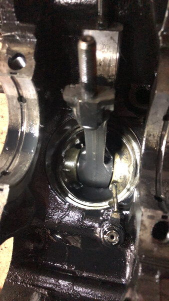 Шатун Mitsubishi L 200 2004 г.  2.5 л дизель Семеновка