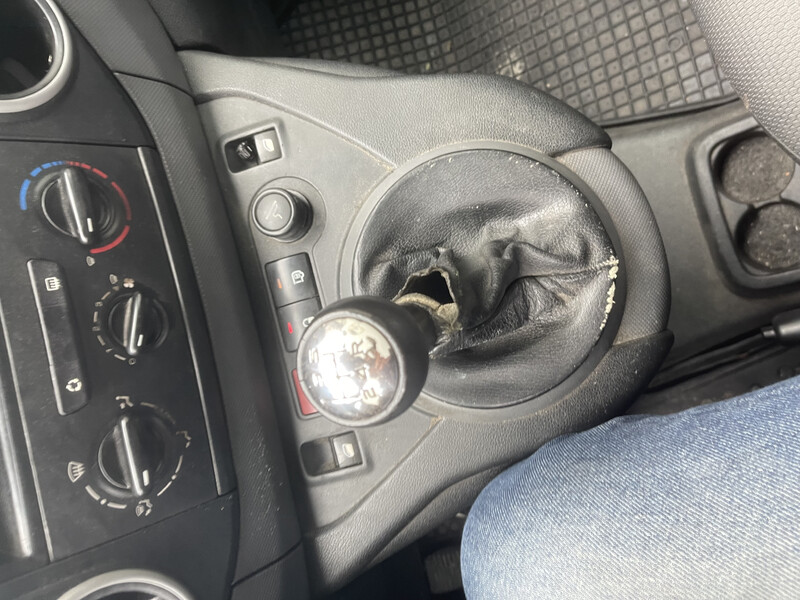 Ручка КПП Citroen Berlingo  2009 1.6 Дизель 