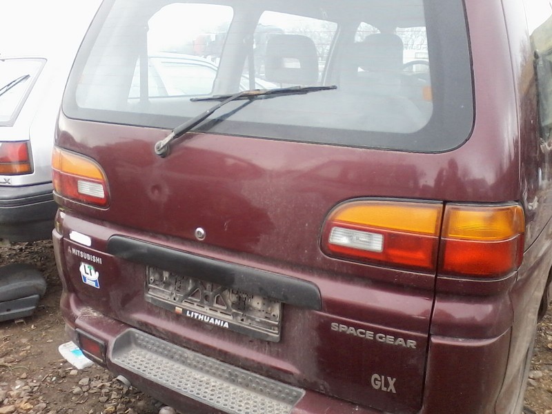 Задний мост в сборе Mitsubishi Space Gear  2000 2.4 Бензин Одесса