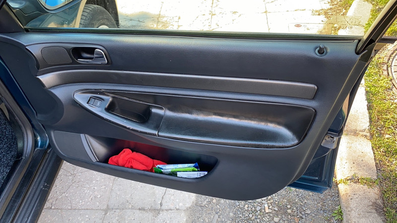 Карта передней правой двери Audi A4 Б5 1997 1.6 Бензин Дубляны