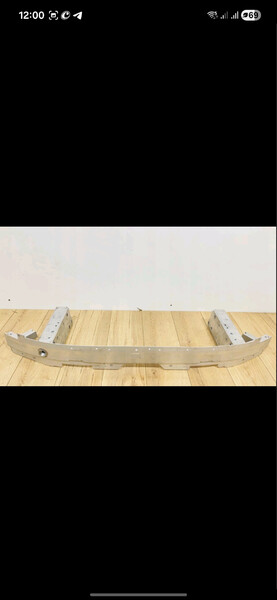 Усилитель бампера BMW X5  2023 2.0 Бензин 