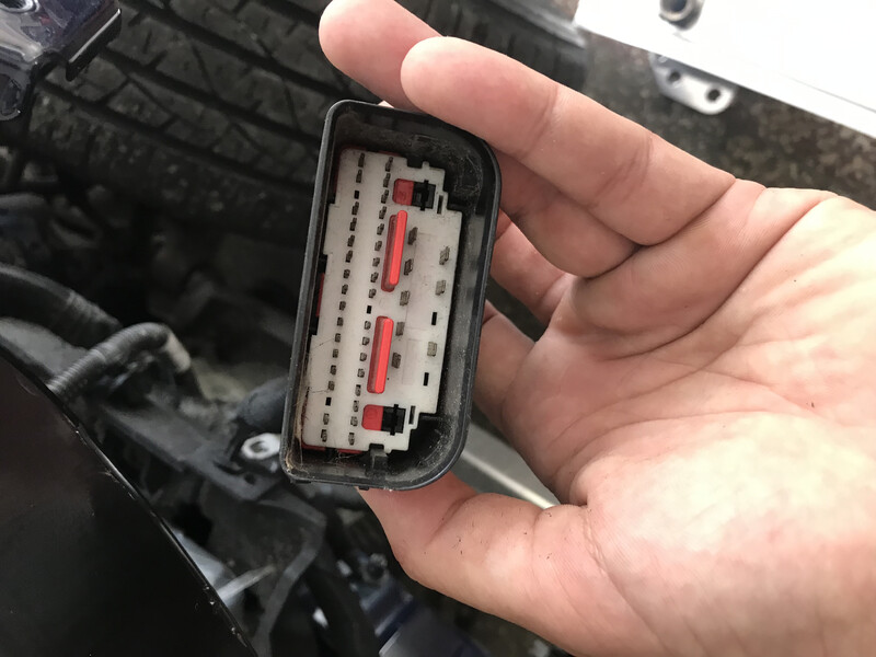 Проводка переднього бампера Jeep Cherokee  2016 2.4 Бензин Ровно