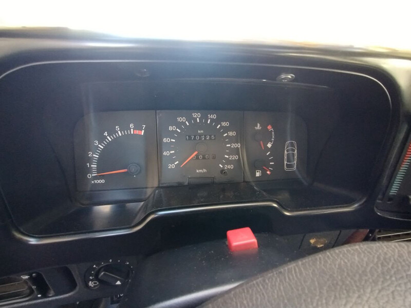 Приборная панель Ford Scorpio  1990 2.0 Бензин Хуст
