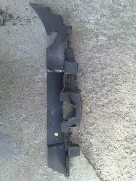 Накладка на телевизор Chevrolet Malibu  2013 2.5 Бензин 