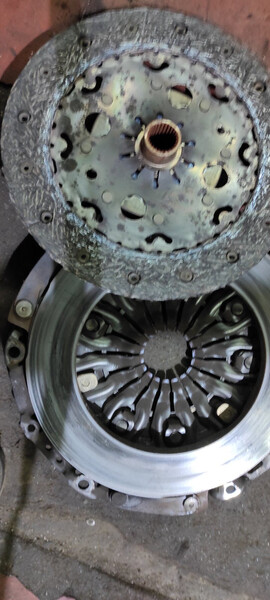 Зчеплення Peugeot 508  2015 1.6 Дизель 