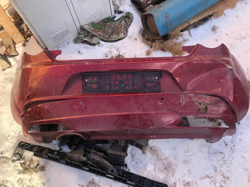 Бампер задний Alfa Romeo MiTo 2010 г.  1.4 л бензин