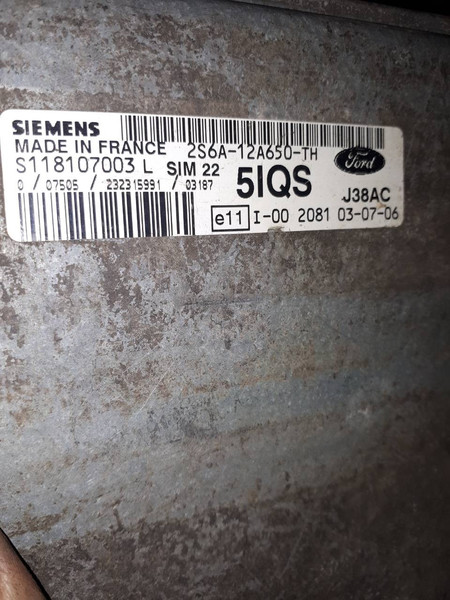 ЭБУ Ford Fusion хэтчбек 2003 г.  1.6 л бензин Лиман