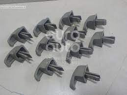 Клипса крючек Ford Transit  2004 2.0 Дизель 