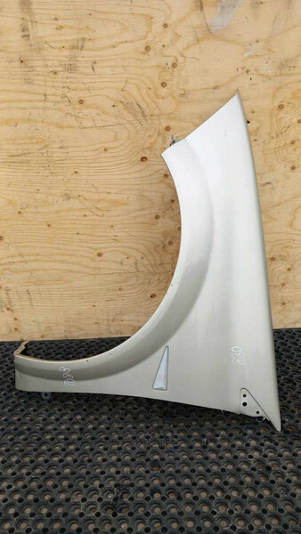 Крыло переднее Renault Megane 2 2006  Электро 