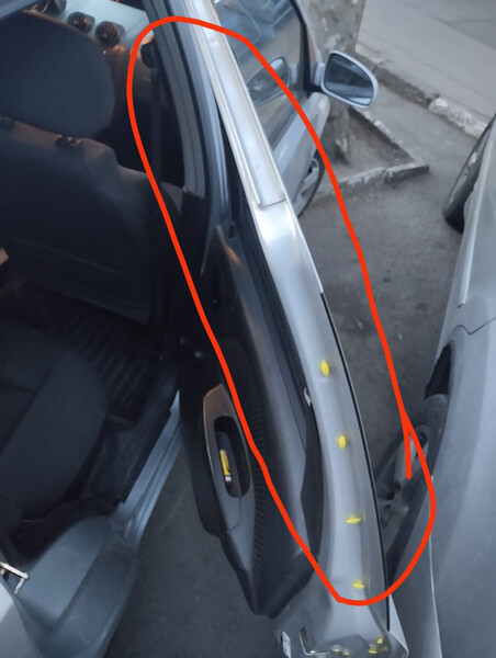 Ризинка правої двеки хетчбек Chevrolet Aveo  2006 хетчбек 1.5 Бензин 