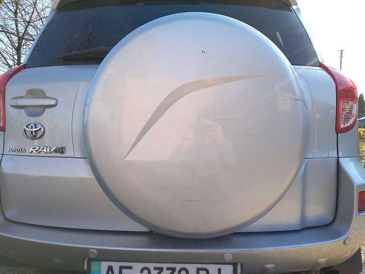 Крышка запаски Toyota RAV4  2006 2.5 Бензин Голобы