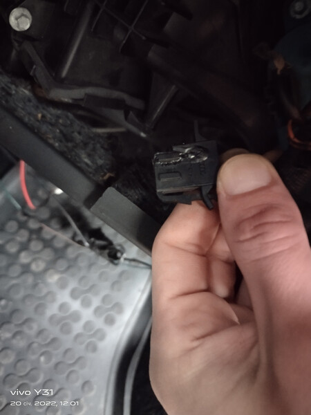 Фішка Volkswagen Multivan 2005 г.  2.5 л дизель