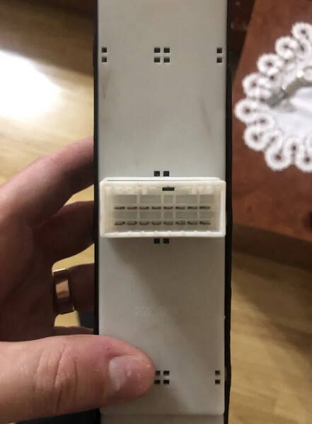 Склопідйомник лівий Kia Cerato  2007 2.0 Бензин 