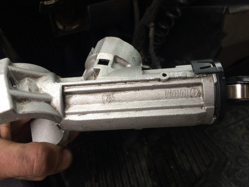 Замок зажигания с ключом 01099001   Citroen Jumper, Peugeot Boxer