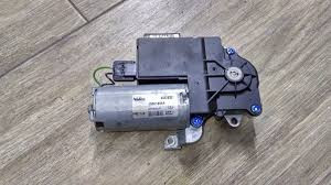 Моторчик люка Opel Meriva A  2004 хетчбек 1.6 Бензин 