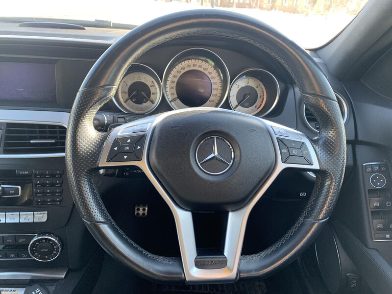 Подушка в руль airbag черная Mercedes GLK-Class 2014 р.  3.5 л бензин Київ