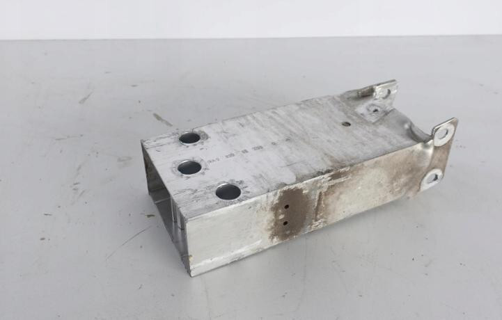 Клык усилителя переднего бампера gla/cla/qx30 Mercedes-Benz GLA-Class  2018 Одесса