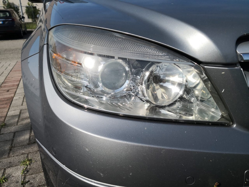 Фара передня лв Mercedes-Benz C-Class  2007 2.2 Дизель Ивано-Франковск