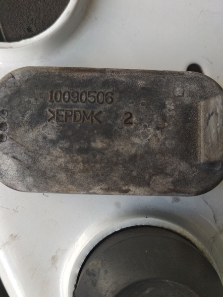 Защитная крышка габаритной лампы фары Ford Transit  2013 2.2 Дизель 