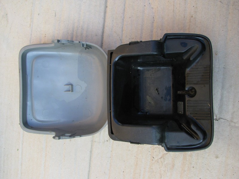 Пепельніца Volkswagen Sharan  2000 2.3 Бензин Львов