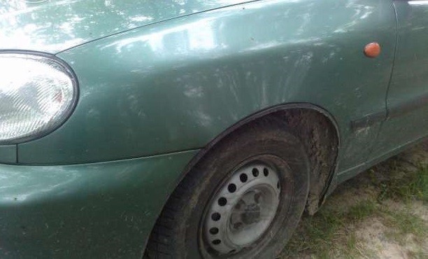 Правое переднее крыло (зеленое) Daewoo Lanos  2006 1.5 Бензин Полтава