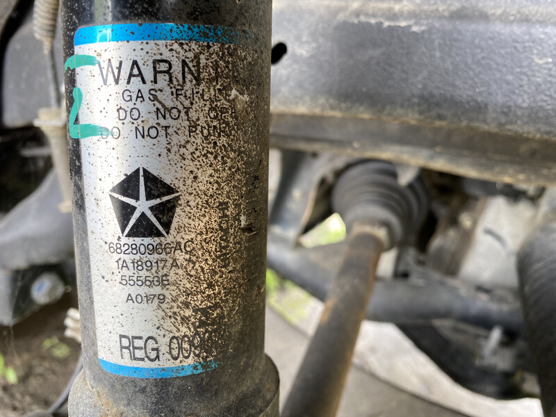 Амортизатор задний Jeep Grand Cherokee 2019 г.  3.6 л бензин Полтава