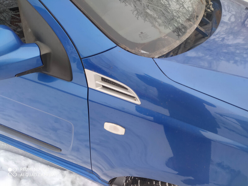 Накладка крила Chevrolet Aveo  2008 хетчбек 1.5 Бензин 