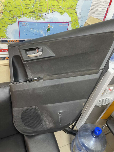 Карта двери Toyota Corolla Scion im 2016 хэтчбек 2.0 Бензин Киев