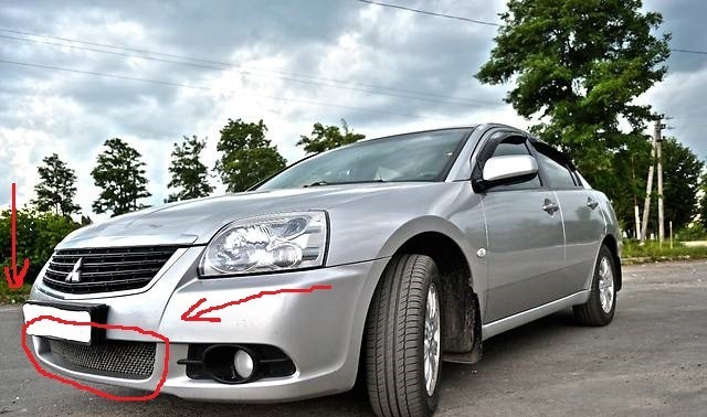 Решетка в бампер Mitsubishi Galant 9  2008 2.4 Бензин Краматорск