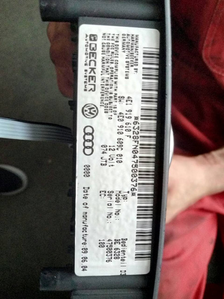 Кнопка Audi A8 D3  2005 2.4 Бензин 